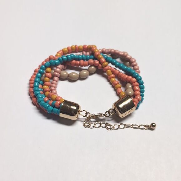 469 Multicolor Beaded Tennis Bracelet with Gold Hardware - Picture 4 of 4